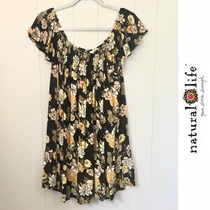 Natural Life Mini Dress Black Gold Cream Floral Feminine Flutter Sleeves Medium